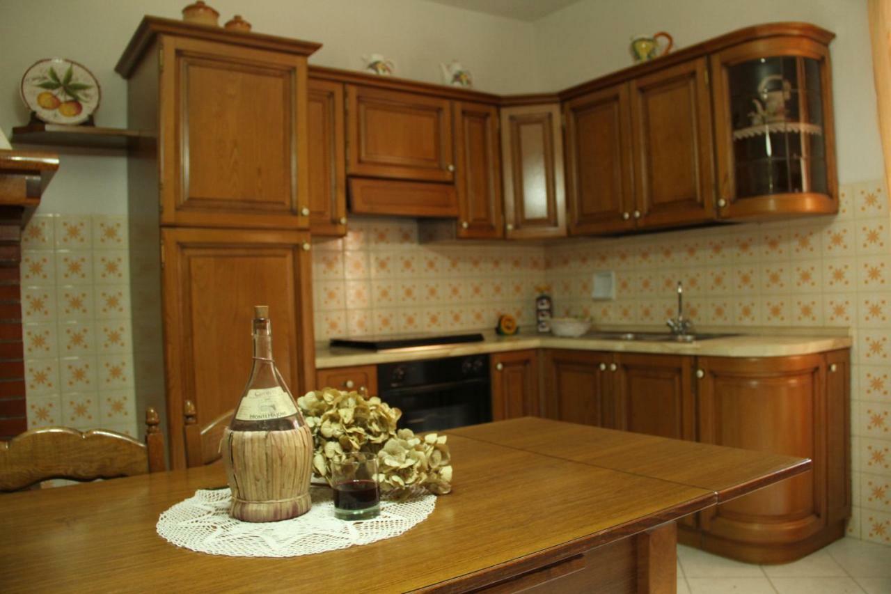La Casa Dei Nonni Villa Chianni Exterior photo